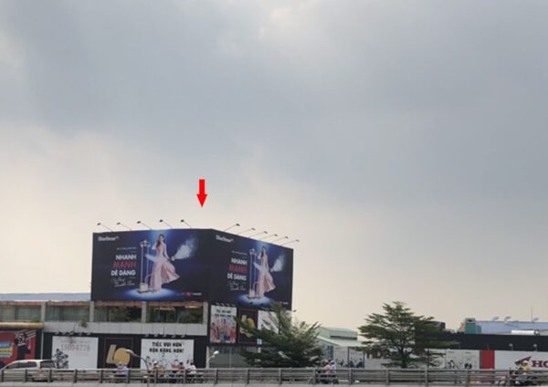 Billboard quảng cáo ngoài trời 2 mặt tại trục đường Quang Trung