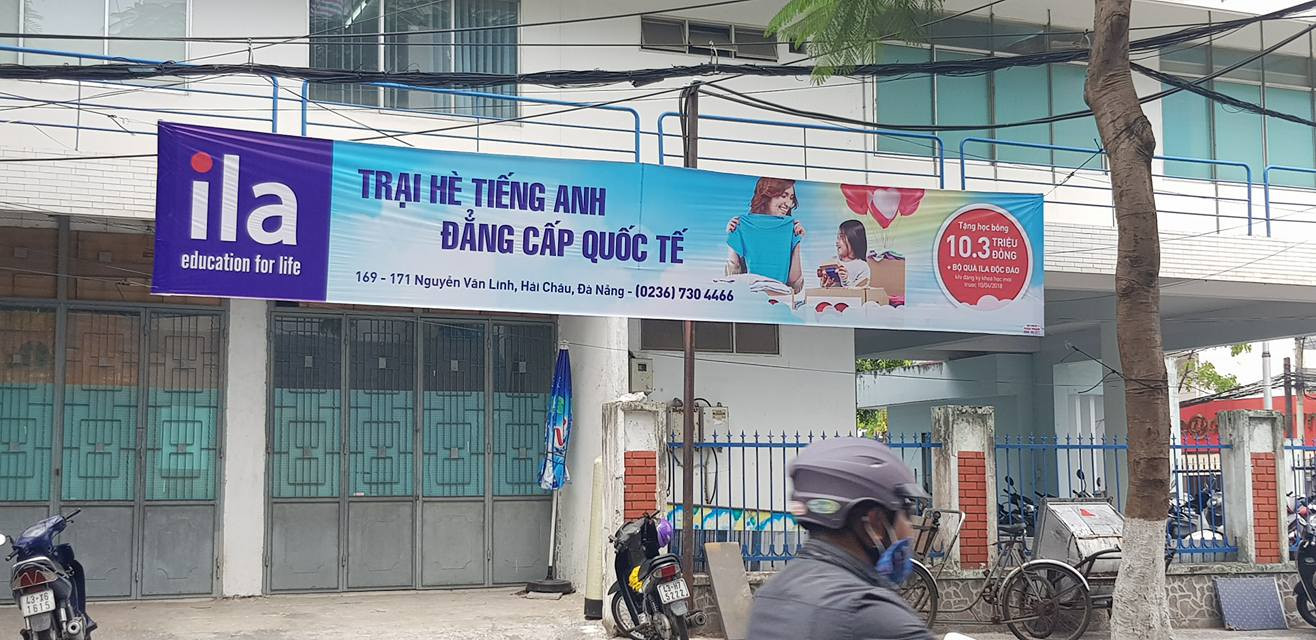 Treo banner, phướn, băng rôn quảng cáo tại Đà Nẵng