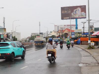 bang-quang-cao-ngoai-troi-tai-gan-nga-tu-binh-phuoc-ho-chi-minh-7019 (5)