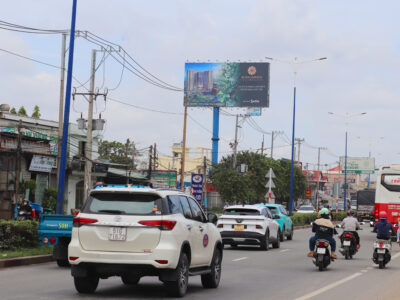 bang-quang-cao-ngoai-troi-tai-quoc-lo-13-binh-duong (2)