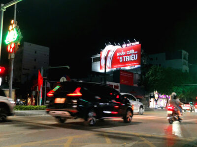 billboard-tai-nga-tu-tran-phu-le-quy-don-5