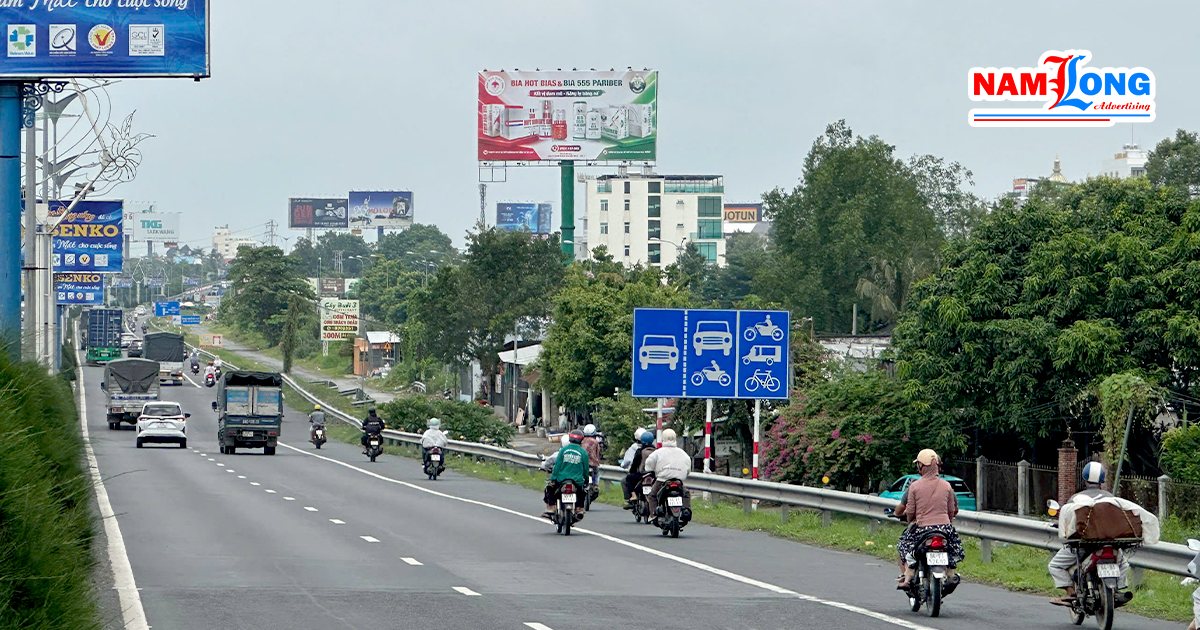 cho-thue-bang-quang-cao-ngoai-troi
